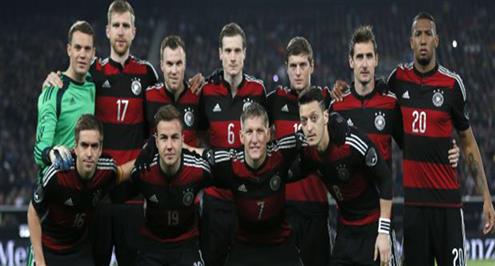 أديداس مستعدة مستعد لإبرام صفقة مع المنتخب الألماني بقيمة مليار يورو 